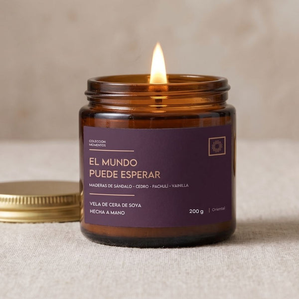 Vela de Soya: El mundo puede esperar (oriental, sándalo, pachouli)